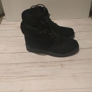 🍀Faux leather boots by Wild diva 🌺🌺